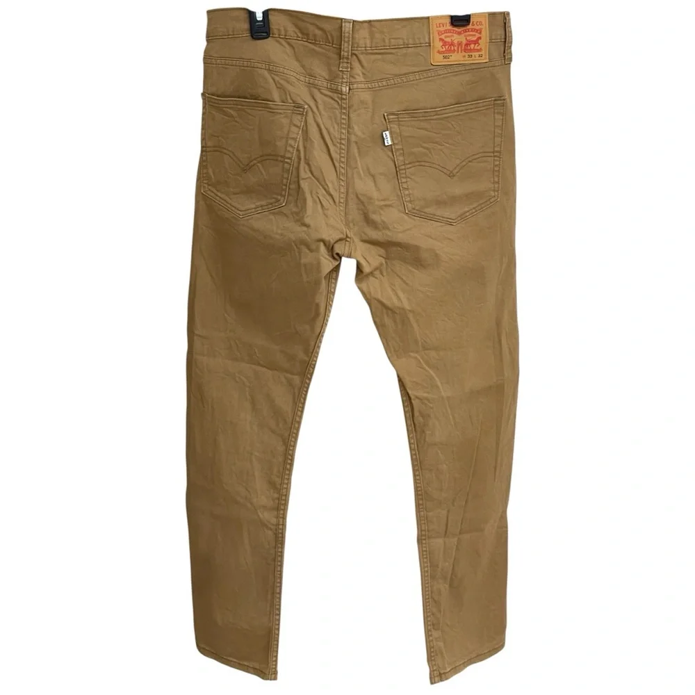 MENS LEVIS KHAKI 502 SZ 33/32